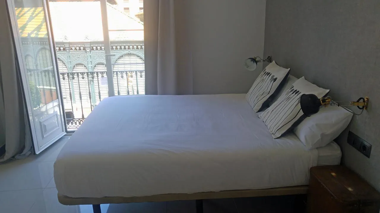 The Lights City Rooms Malaga 2*,  Hiszpania