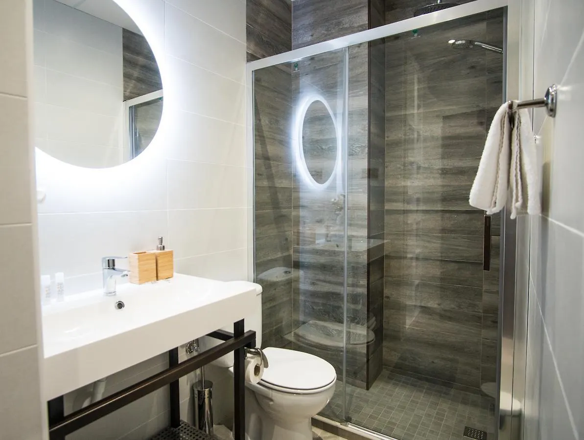 Hotel The Lights City Rooms Malaga